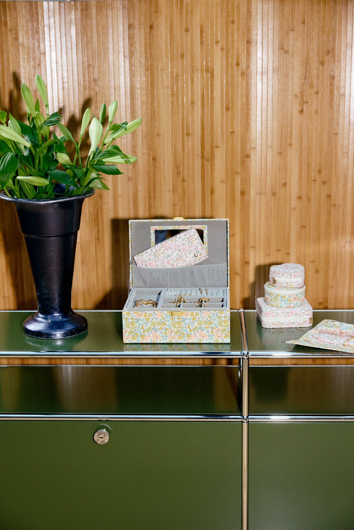 JEWELRY BOX SQUARE MW LIBERTY POPPY DAISY PASTEL