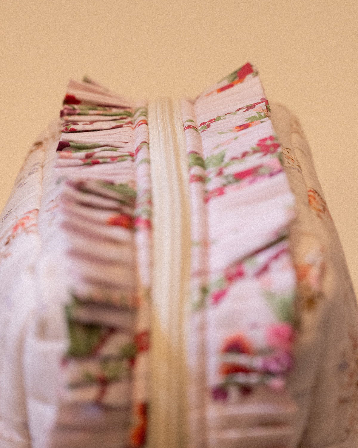 POUCH XS SQUARE RUFFLES MW LIBERTY GARDEN BLOOMS