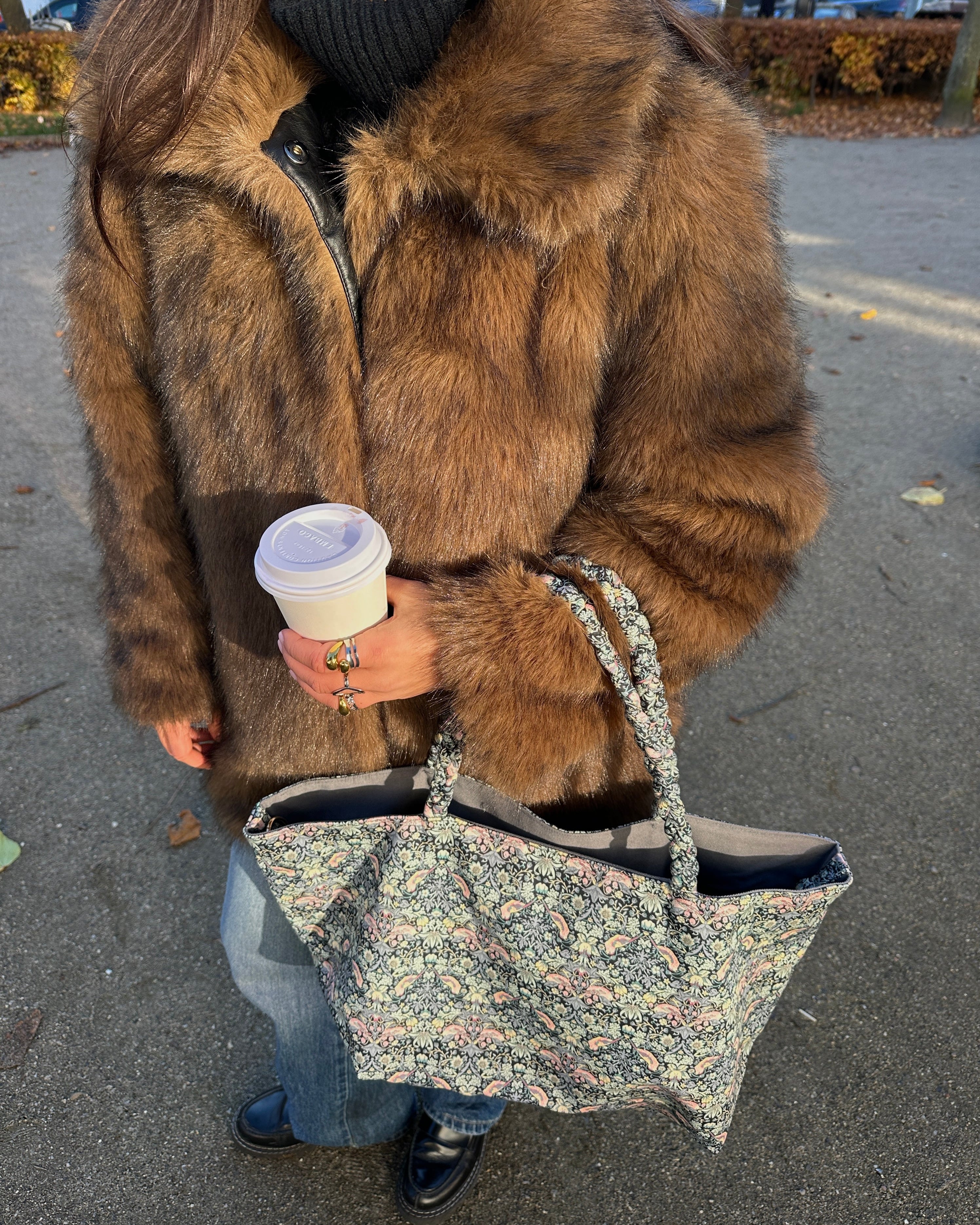 SHOPPER MW LIBERTY STRAWBERRY THIEF BLACK