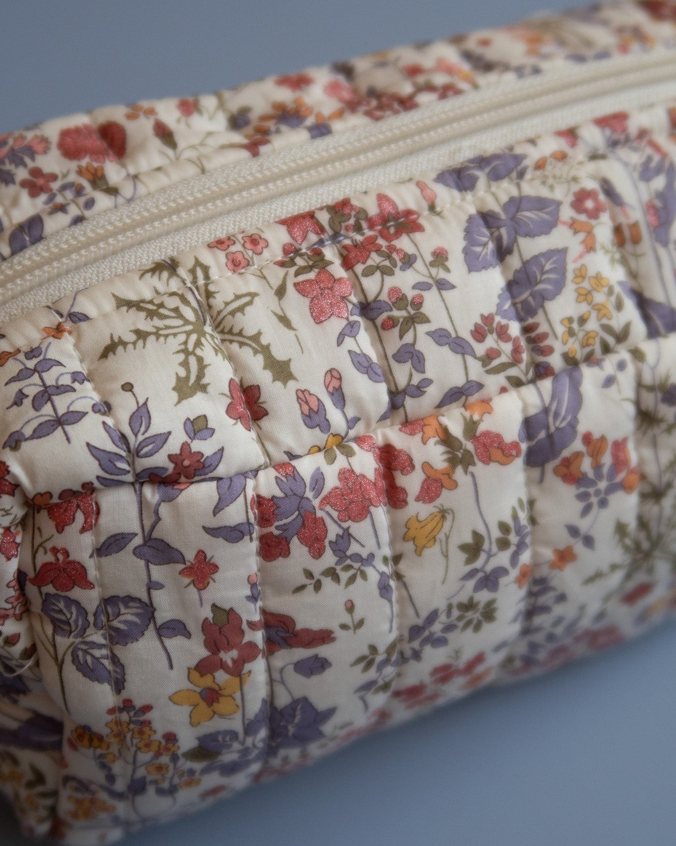 POUCH XS SQUARE MW LIBERTY FIELD FLOWERS