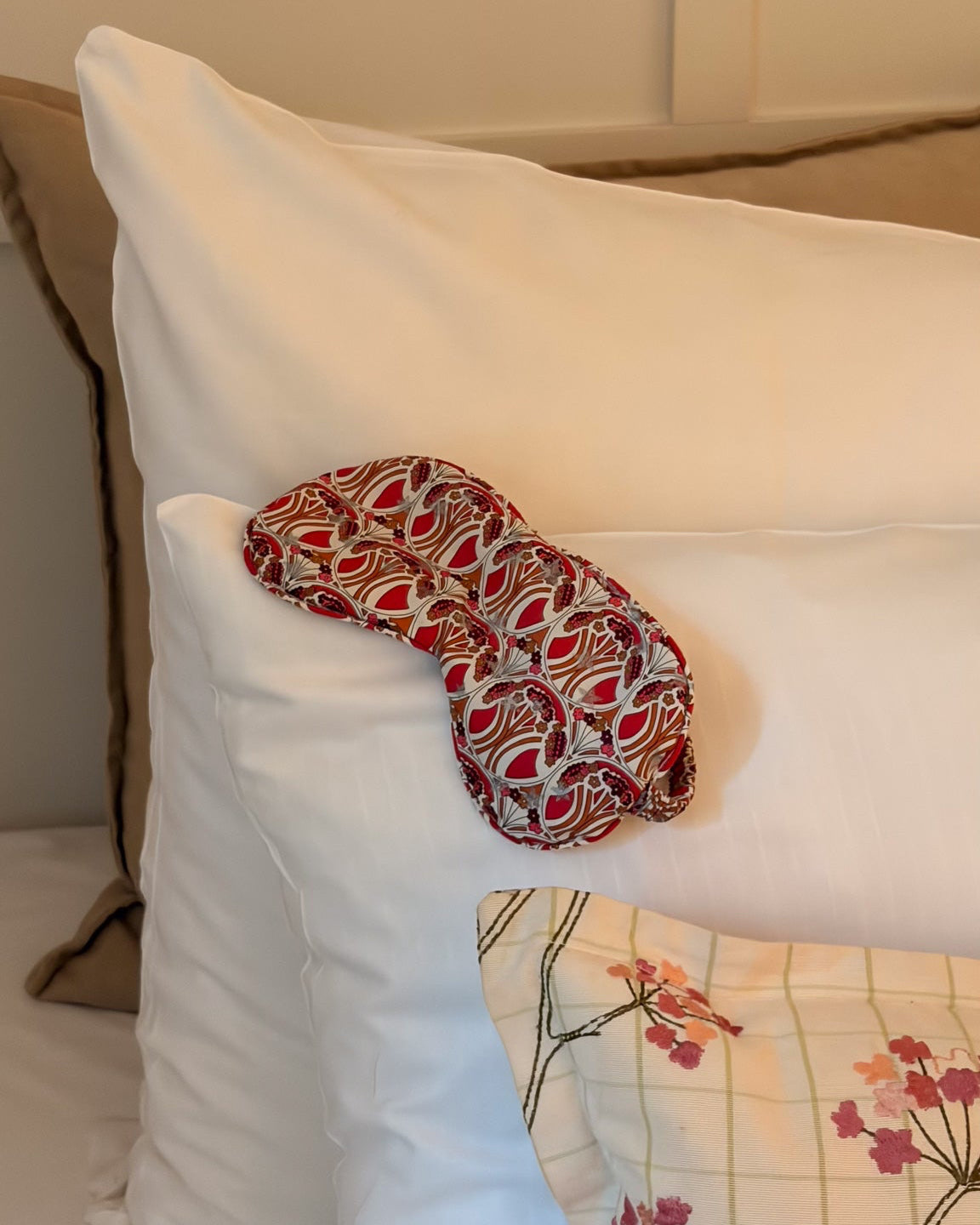 EYE MASKS MW LIBERTY MAUVERINA STAR