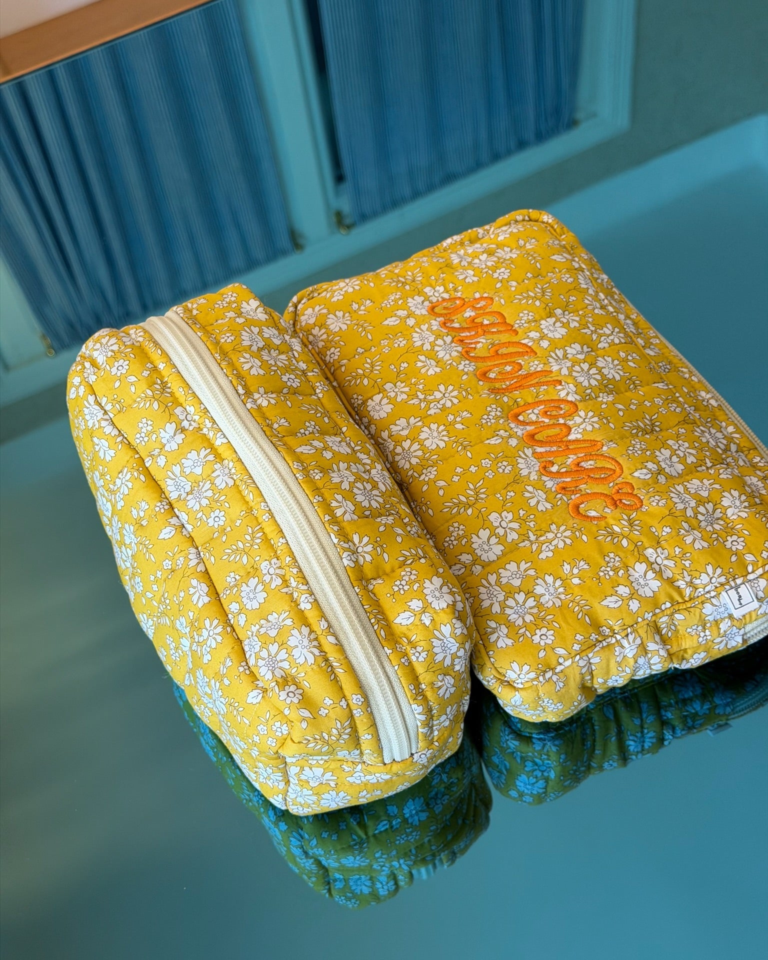 POUCH SQUARE MW LIBERTY CAPEL YELLOW