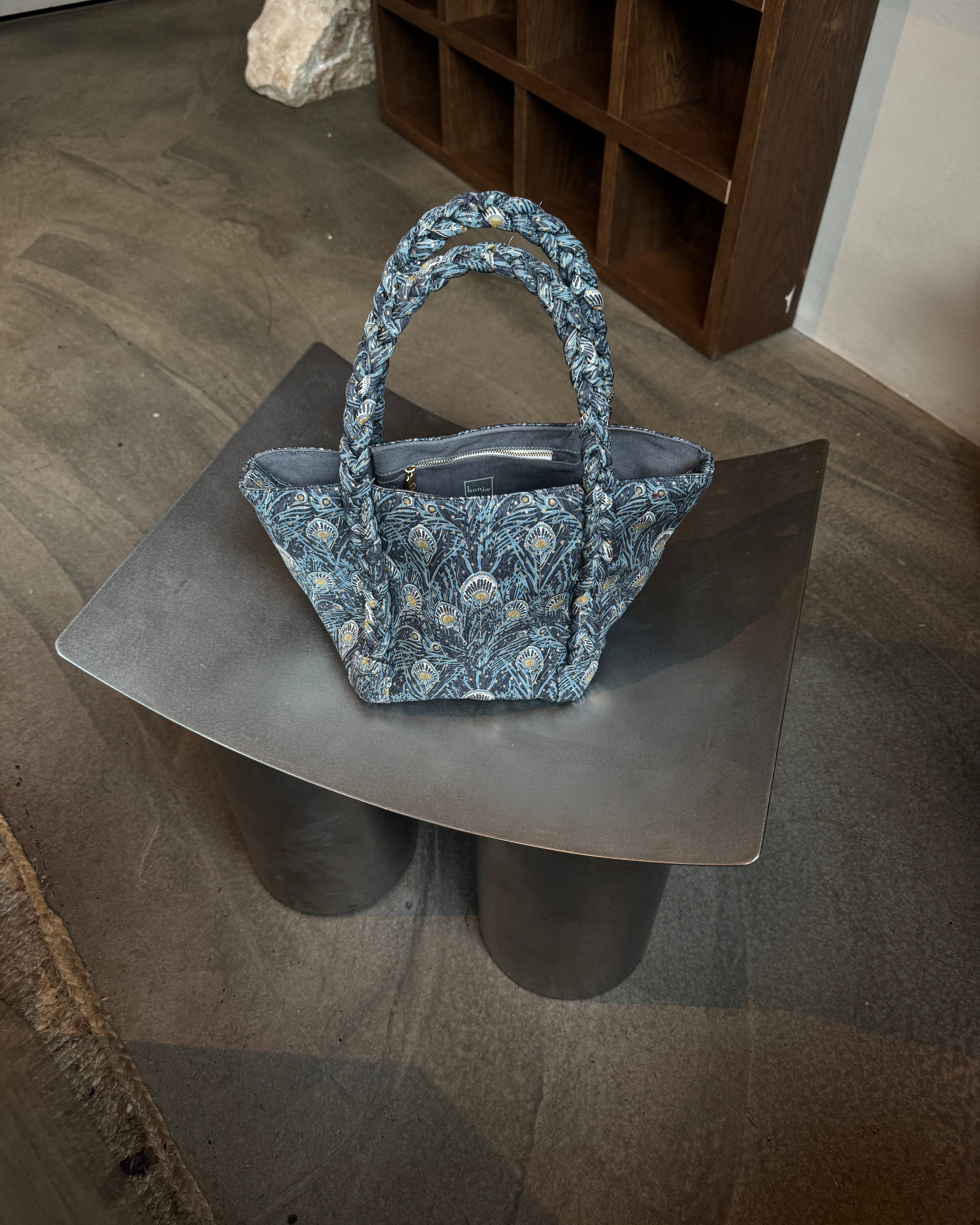 SMALL SHOPPER MW LIBERTY QUEEN HERA SPOT