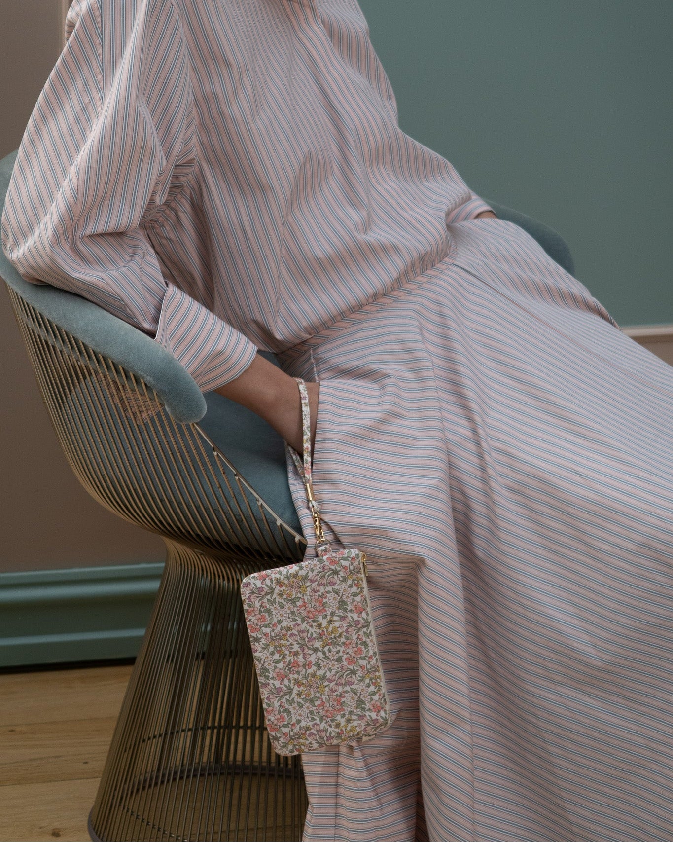 WRIST POUCH MW LIBERTY NAZANIN