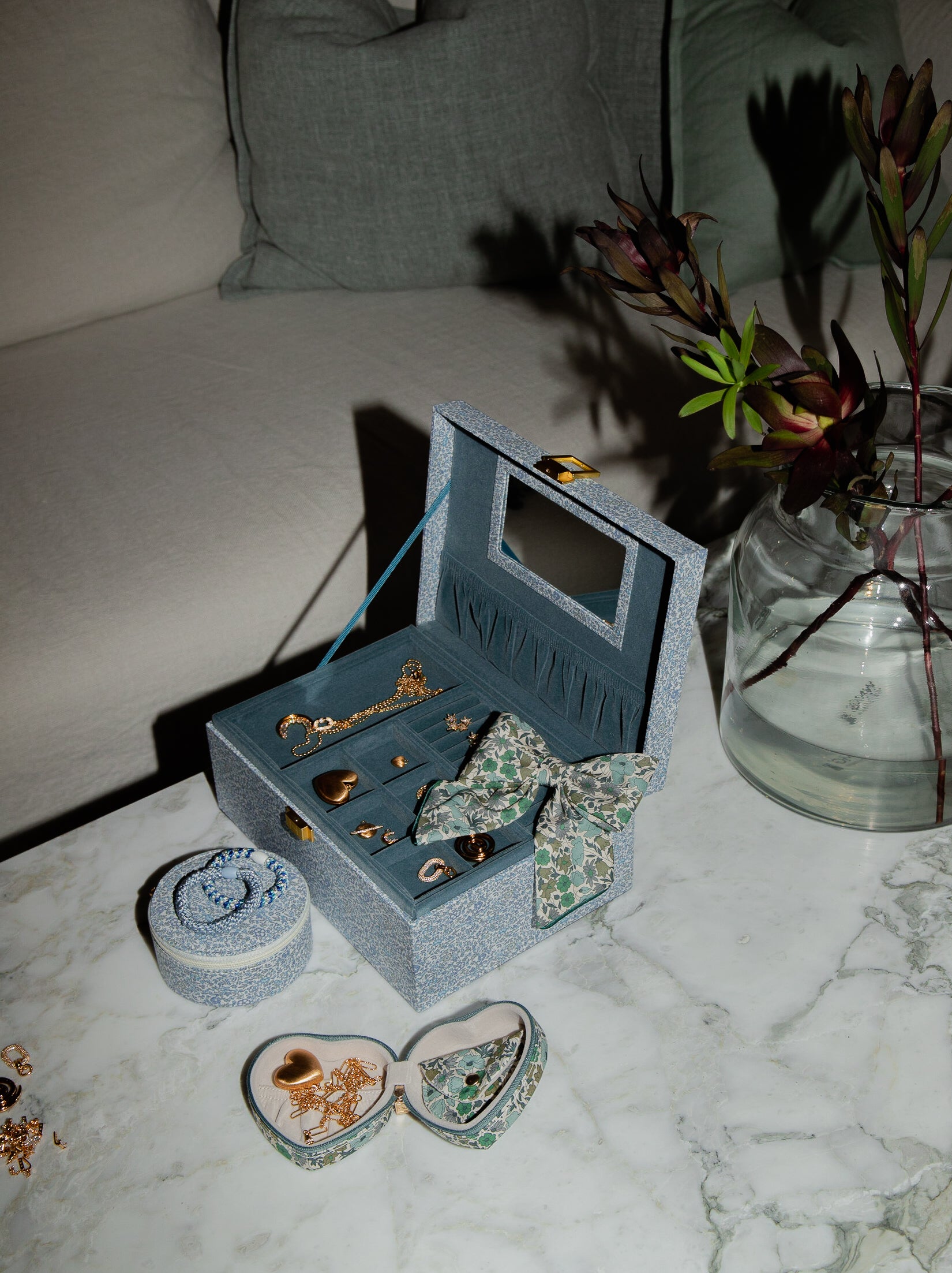 JEWELRY BOX SQUARE MW LIBERTY KATIE AND MILLIE LIGHT BLUE